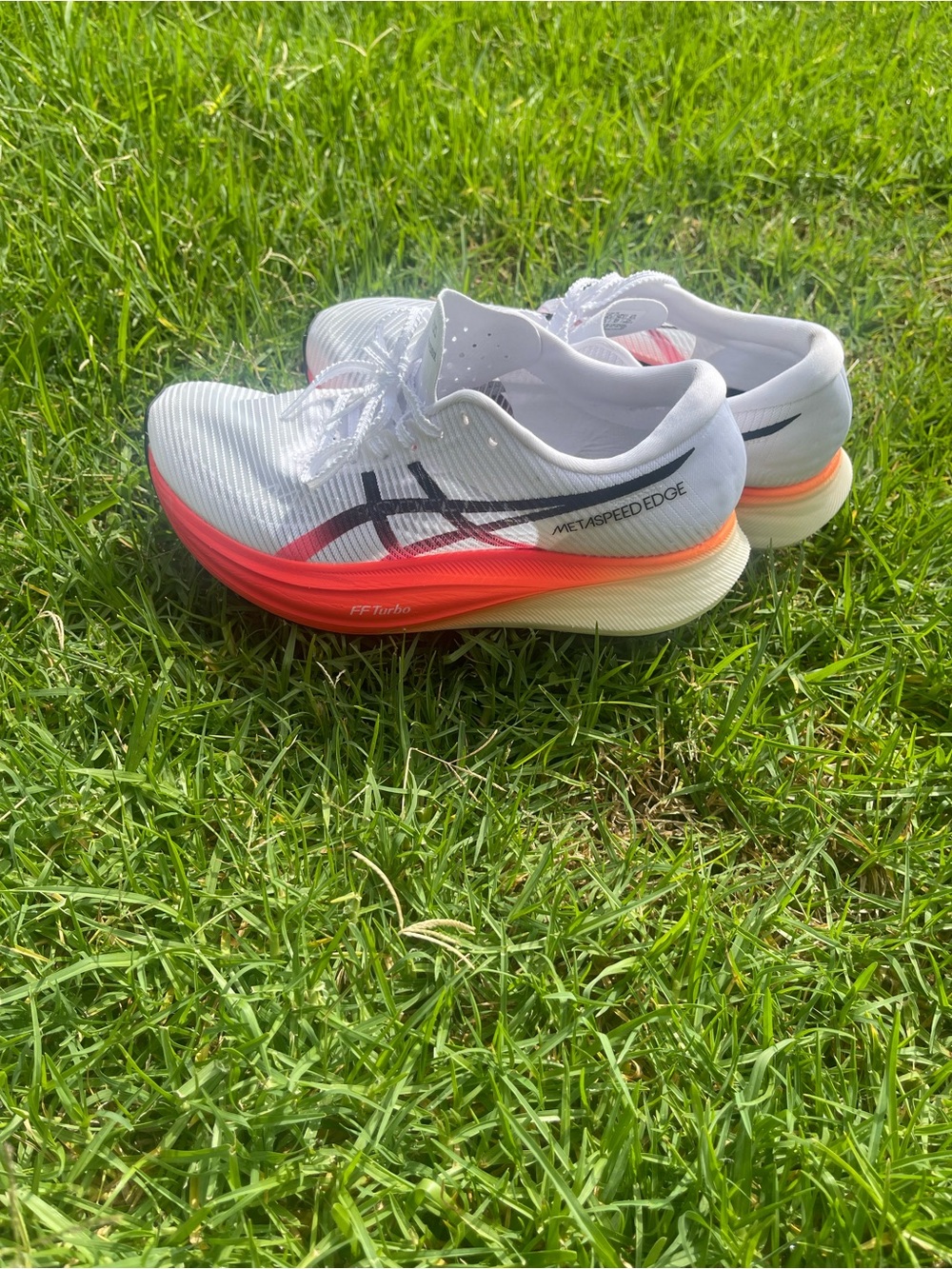 ASICS Wetspeed Edge White Running Shoes with Coral Gradient